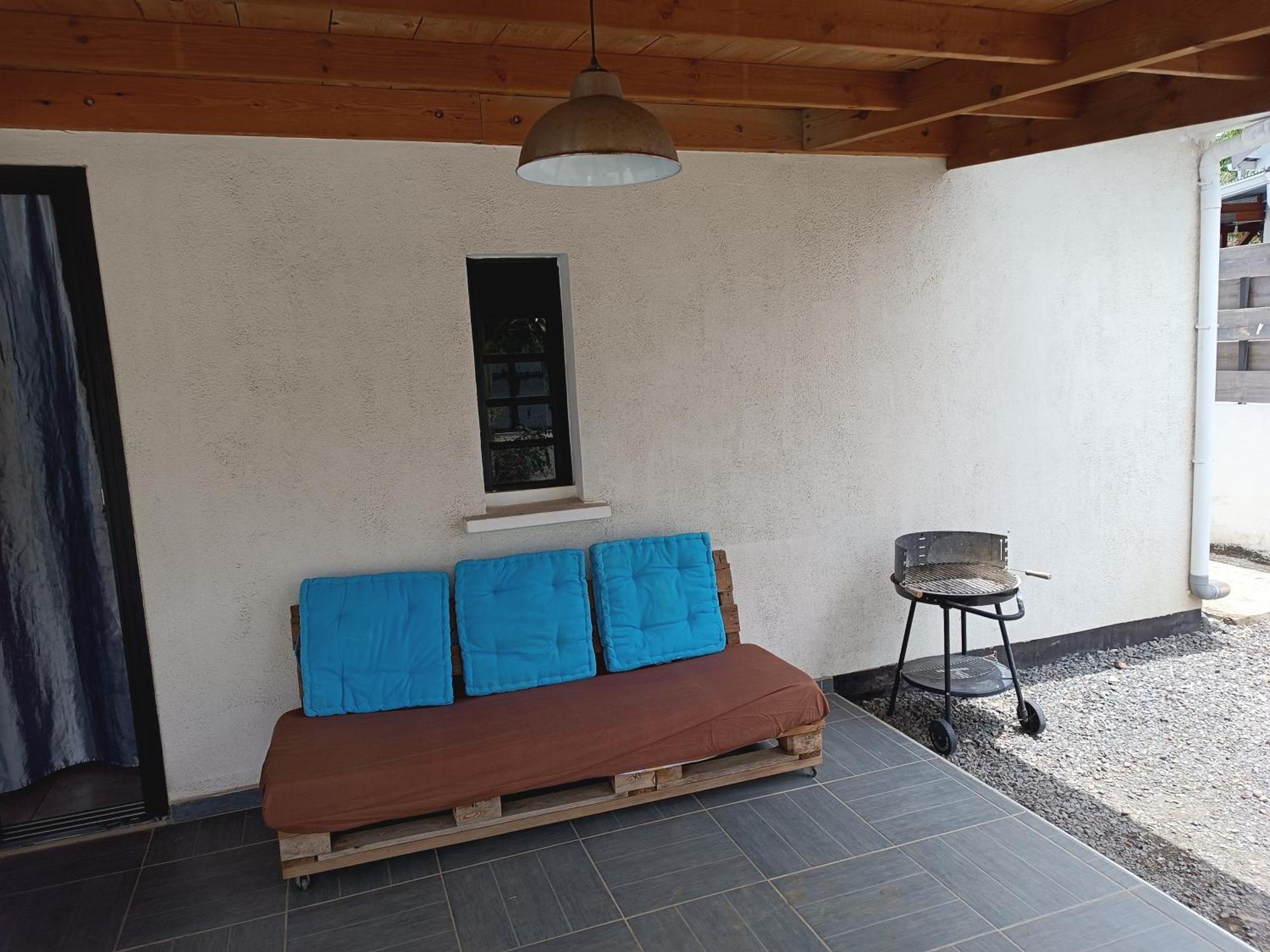 Jolie Maison T3 A St Pierre, 2 Chambres Avec Sdb, Grande Varangue, Jardin Saint Pierre Habitación foto